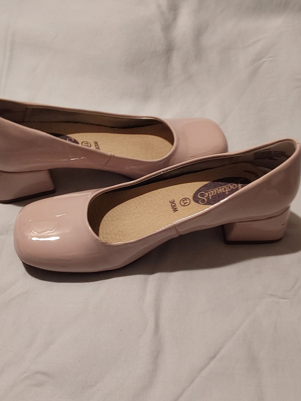 FootMates Girls Light Pink Patent Low Block Heel Dress Shoes